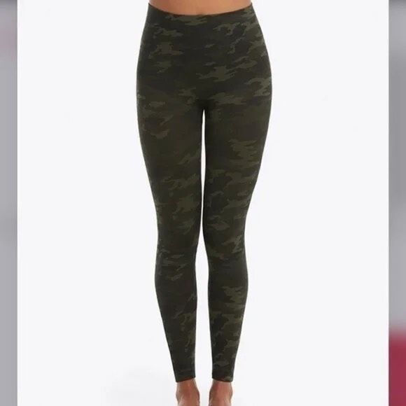 Spanx Seamless Look At Me Know Camo Leggings Green XS - Picture 4 of 10